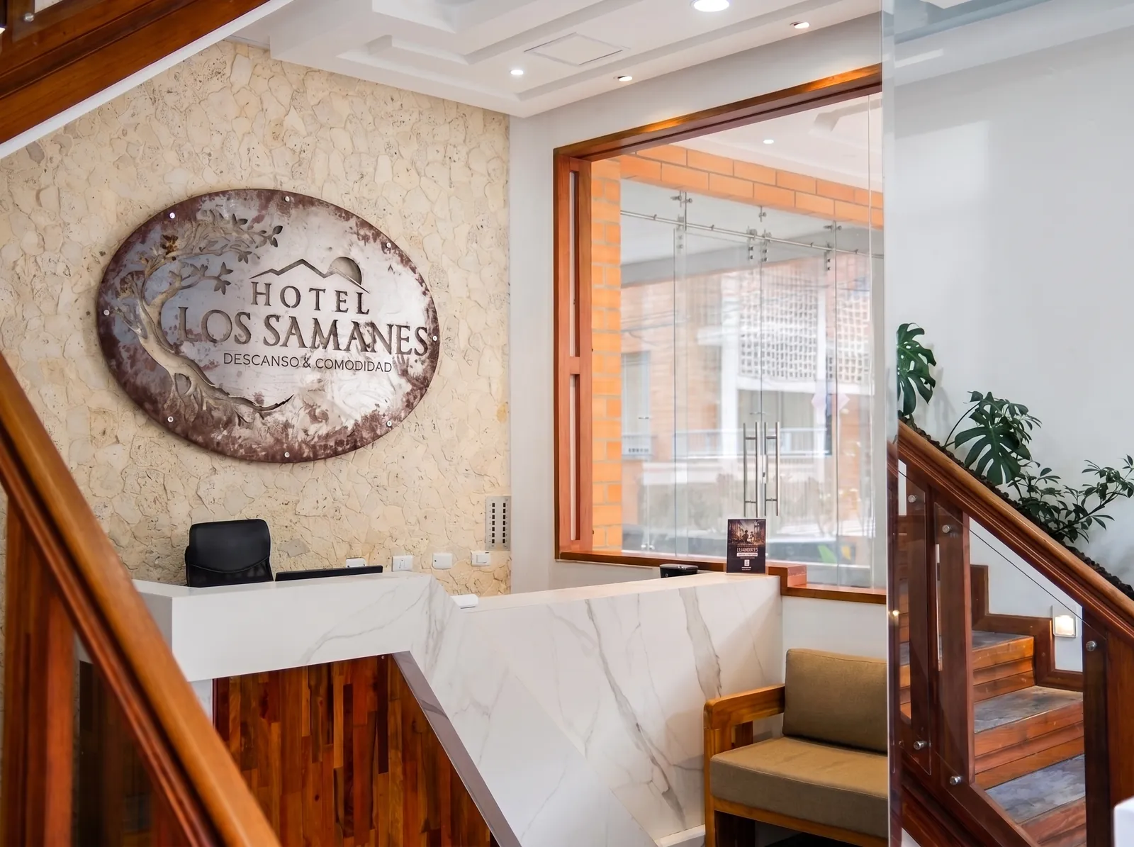 Recepción del Hotel Los Samanes